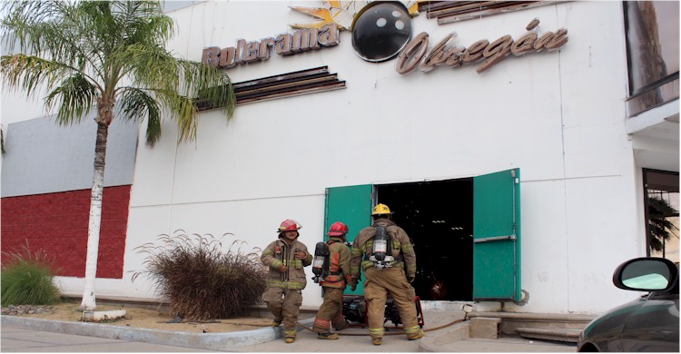 Controlado el incidente sale del local el Oficial Fernando Zamora