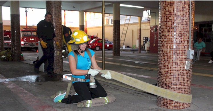 Evaluación física a las y los aspirantes a ingresar a la Academia 2014