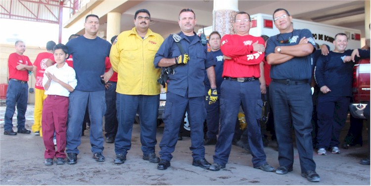 Desfile 20 de Noviembre: personal del grupo USAR