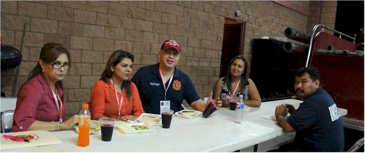 y lo más esperado: el rompehielo