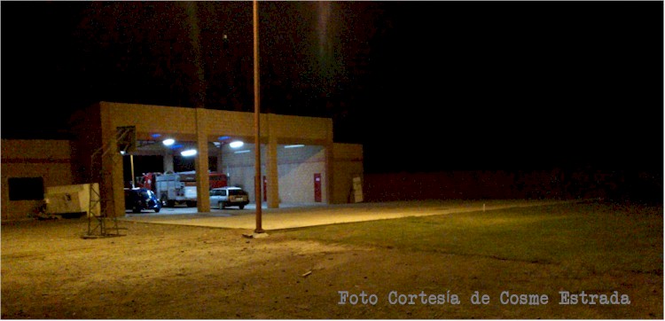 Vista nocturna de la Estación 4, Villa Bonita. Imagen cortesía de Cosme Estrada